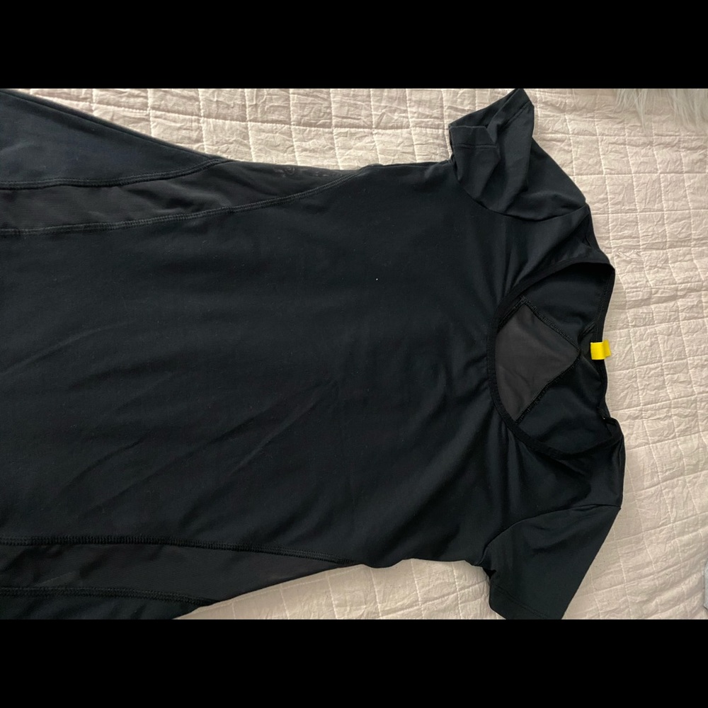 Athletic top